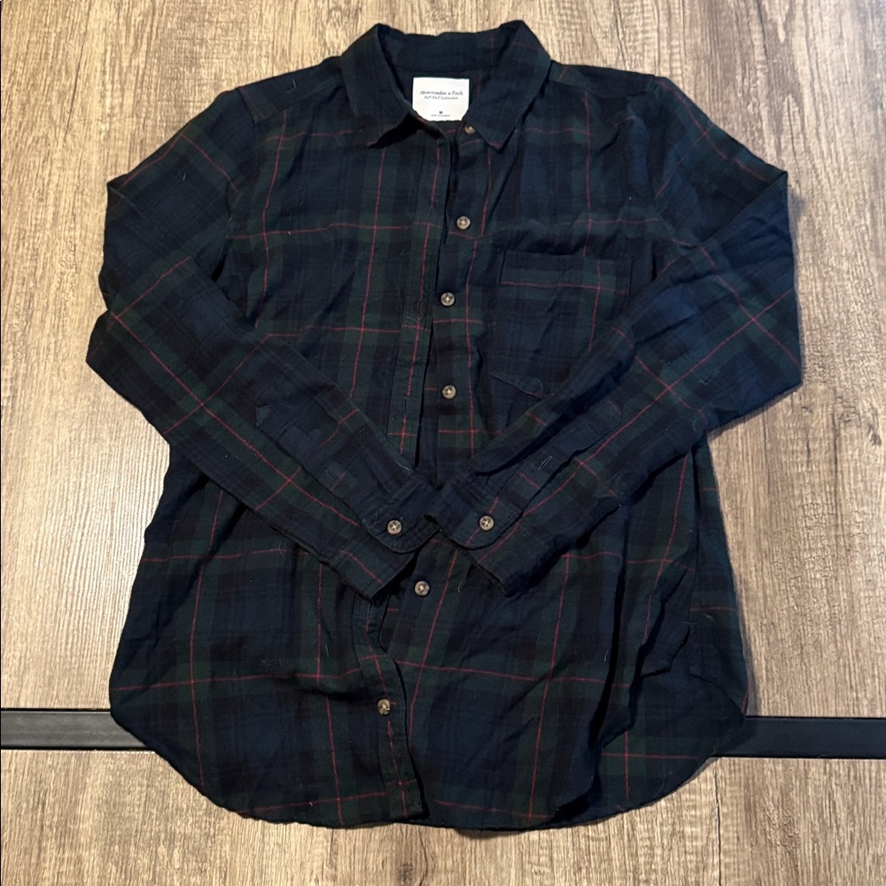 Abercrombie & Fitch Dark Plaid Button-Down Shirt - Women’s